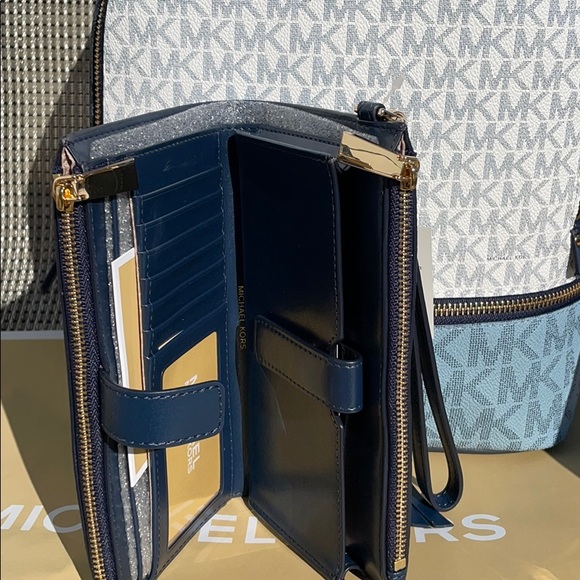 2pc Michael Kors backpack double zip phone wallet - Picture 4 of 10